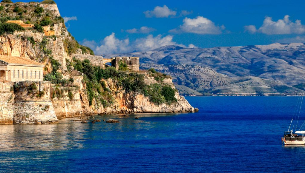 corfu vacante ieftine