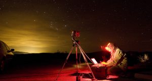 Îți place să privești cerul înstelat cu cortul lângă tine? Iată cele mai bune 3 locații pentru astroturism astroturism